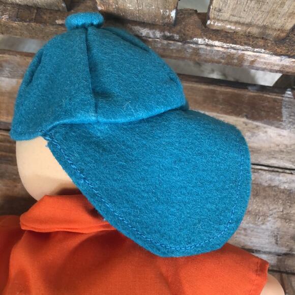 Vintage Peanuts Charlie Brown Movable Musical Doll - It’s a Small World Music - Picture 4 of 10